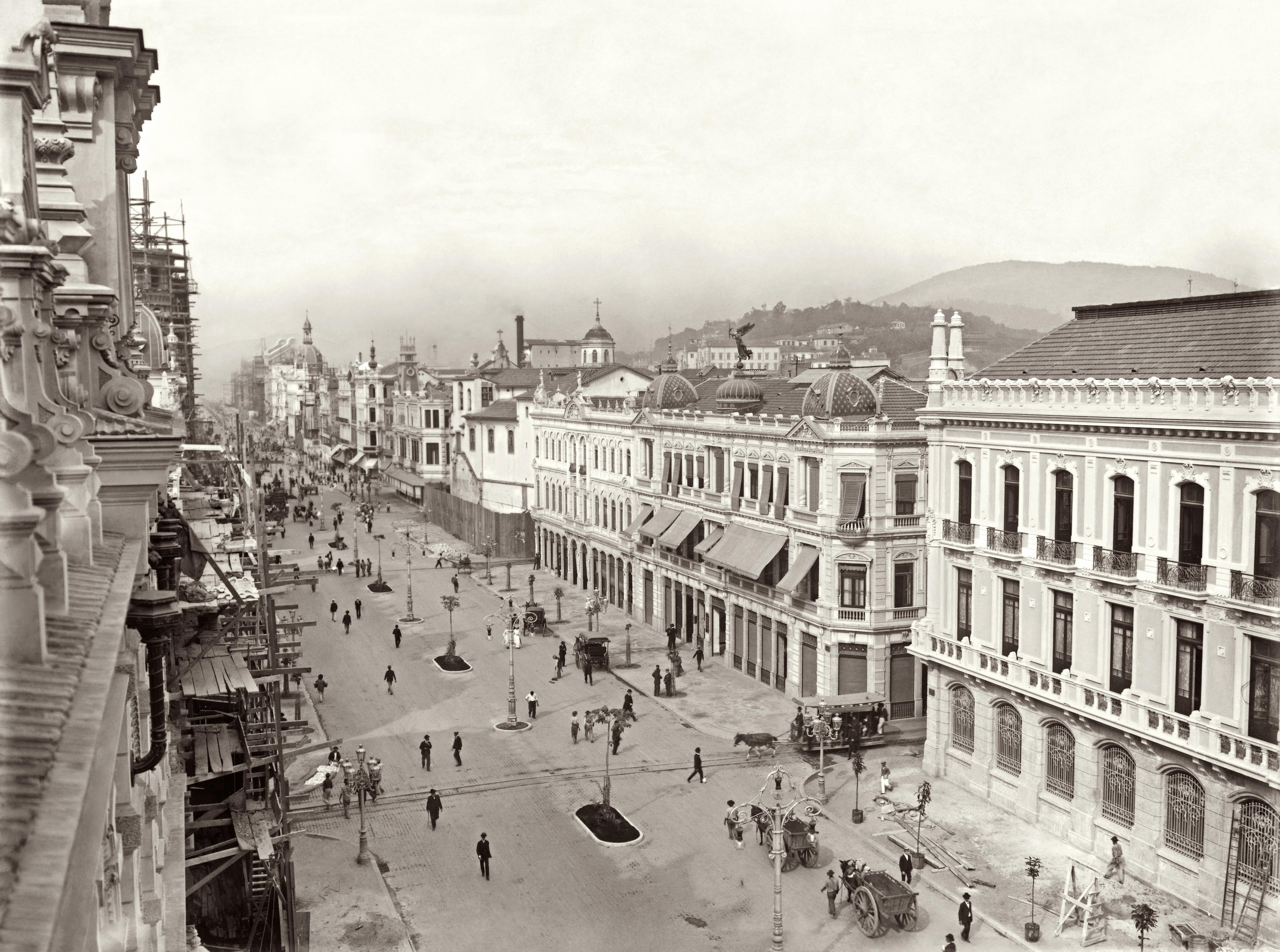Avenida Central