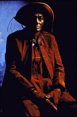 Série Sertões - Vaqueiro descansa após vaquejada