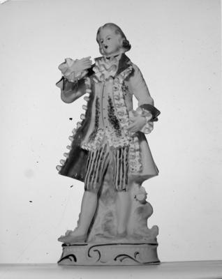 Teca - estatueta "Príncipe" (Itapetininga Propaganda)