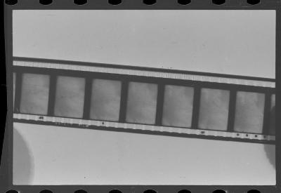 Reprodução de artigo sobre o filme super-oito