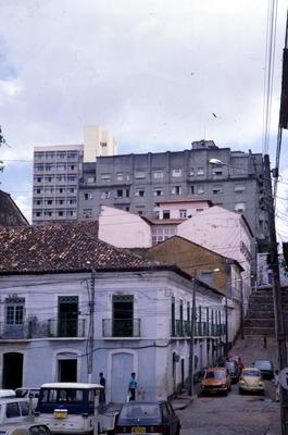 Aspecto de rua - edificações