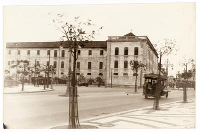 Fachada do Convento da Ajuda