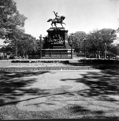 Estátua de Dom Pedro I, na praça Tiradentes