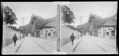 Botafogo, atual Rua São Clemente; ao fundo, o Morro do Corcovado
