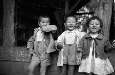 Pedro, Ciro e Maria, filhos de Haruo