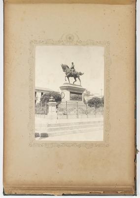 Estátua equestre do General Osório