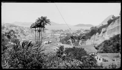 Bairro do Catete; tomado da Rua da Pedreira da Glória, atual Rua Pedro Américo