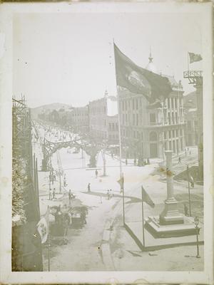 Avenida Central, atual Rio Branco; a partir do Largo da Prainha