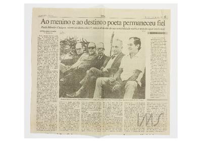 Ao menino e ao destino o poeta permance fiel