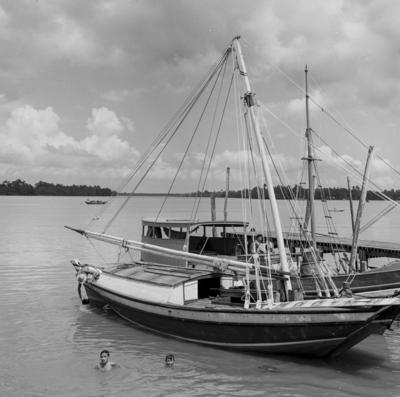 Abaetetuba, barcos no rio Tocantins