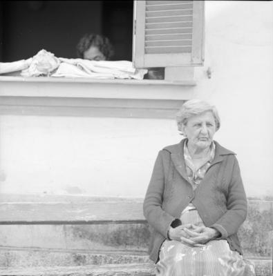 Senhora não identificada, residente do asilo São Vicente de Paulo