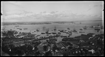 Vista da Alfândega e do Porto do Rio de Janeiro a partir da Gamboa