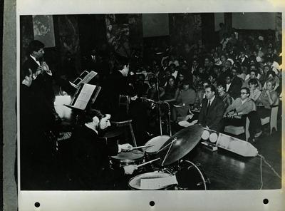 Conjunto musical não identificado