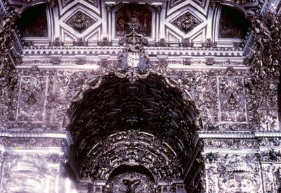 Igreja do Convento de São Francisco - arco do cruzeiro, parte superior