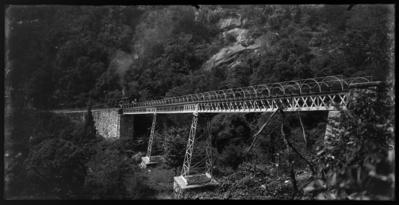 Estrada de Ferro do Corcovado, Viaduto do Silvestre, Km 1 (aproximadamente)