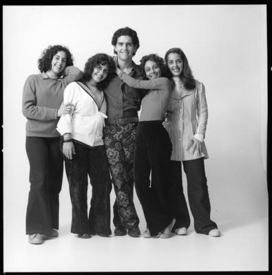 Família Macruz - poster