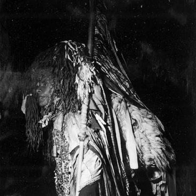 Maracatu no carnaval pernambucano