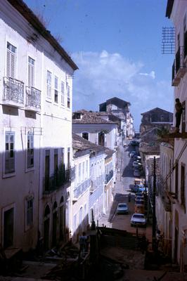 Casario - rua em obras