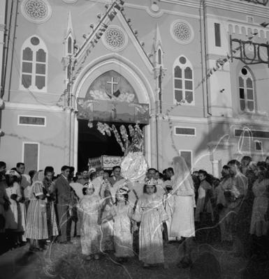 Canindé, romeiros, procissão com imagem de São Francisco das Chagas