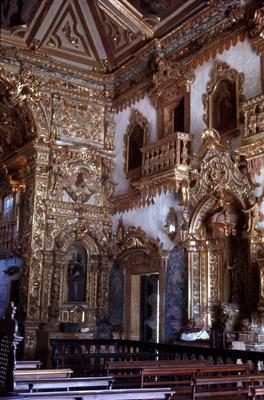 Igreja da Ordem Terceira do Carmo - interior da nave para a capela-mor
