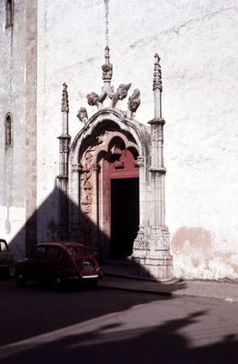 Igreja de Santa Maria de Marvila - portada