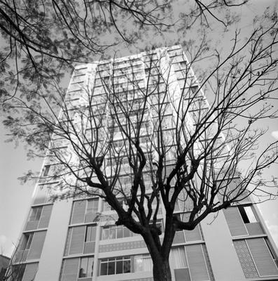 Hindi - prédio localizado na rua Maria Figueiredo 407