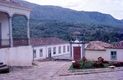 Capela - Passo da Paixão - casas e a Serra de São José (ao fundo)