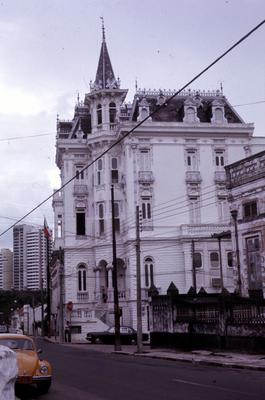 Palacete Bolonha - vista lateral
