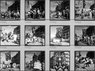 Desfile de agremiação carnavalesca