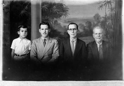 Gastão Moura - retrato de grupo