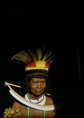Série Xingu - Anciã pronta para a cerimônia do Yamaricumã