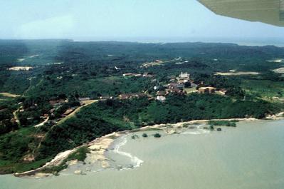 Vista aérea - chegada no porto