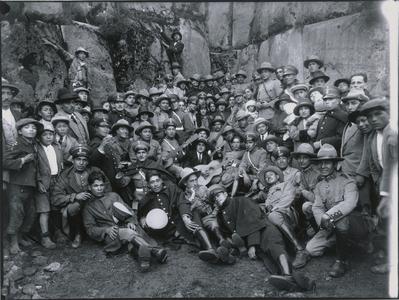 Guardas civis em Saqsaywaman