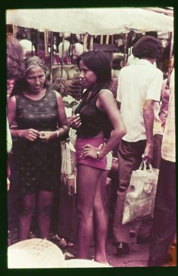 Teste de atriz com Edna de Cássia para o papel de Iracema no filme "Iracema: uma transa amazônica"