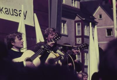 Manifestação pacifista organizada pelos estudantes da Escola de Ulm