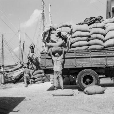 São Luís, movimento no porto