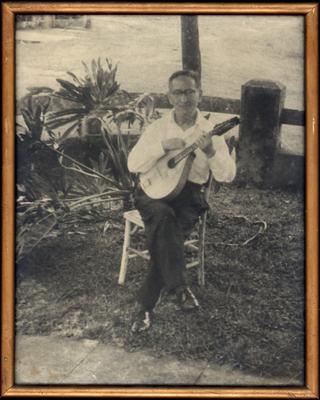 Amador Pinho com o bandolim