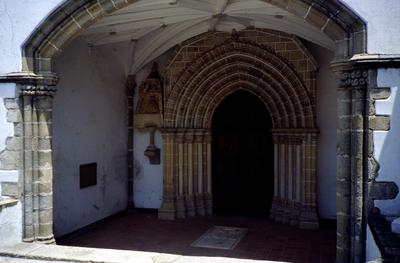 Igreja de São João Evangelista - portada