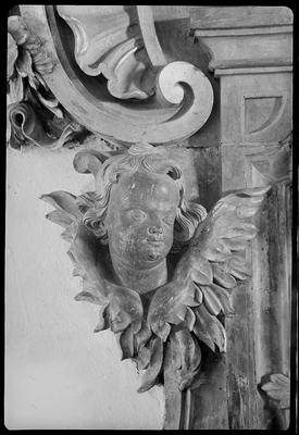 Anjo, detalhe em local não identificado