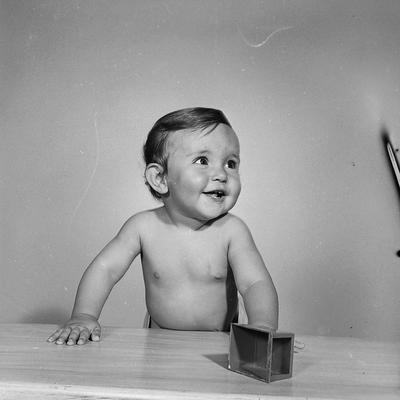 Tania Celidonio - criança