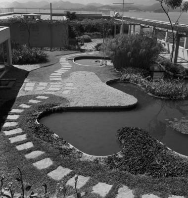 Instituto de Resseguros do Brasil, projeto dos irmãos Marcelo e Milton Roberto, e de Burle Marx