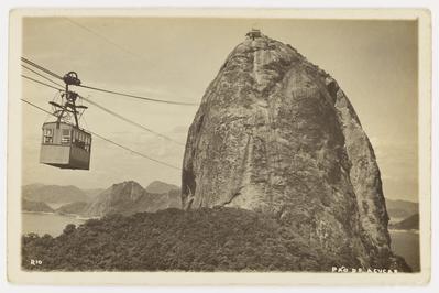O Pão de Açúcar; destaque para o bondinho