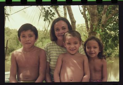 Pessoas não identificadas