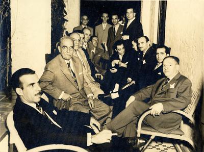 André Filho e grupo