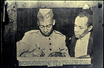 Pelé no Exército (reprodução de periódico)