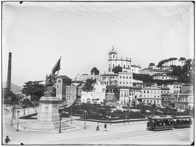 Monumento em homenagem a Pedro Álvares Cabral