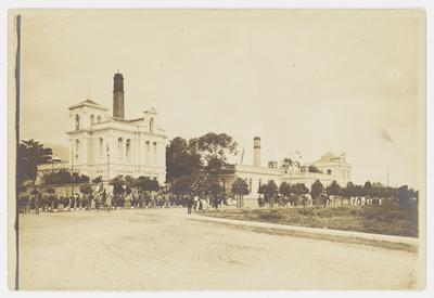 Visita do presidente Hermes da Fonseca à fábrica de cartuchos