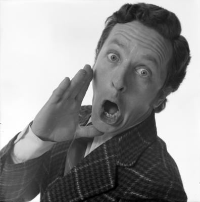 Campanha publicitária da agência Salles Ultra para lojas Ultralar