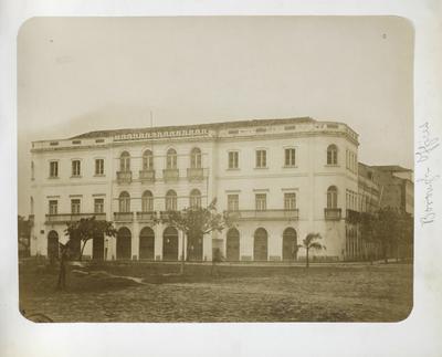 Vista do prédio da biblioteca