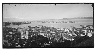 Panorama da Praça XV de Novembro e arredores; tomado do Morro do Castelo